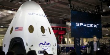 2011’de uzaya yollanan SpaceX görevden döndü