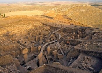 Göbeklitepe yakınında 11 tepe bulundu