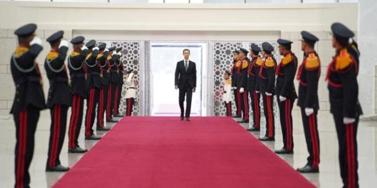 Beşar Esad: Vatanın bağrına geri dönün