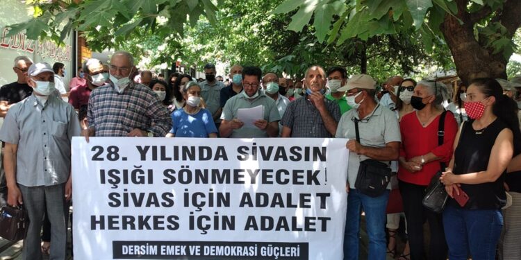 Dersim’de Sivas anması