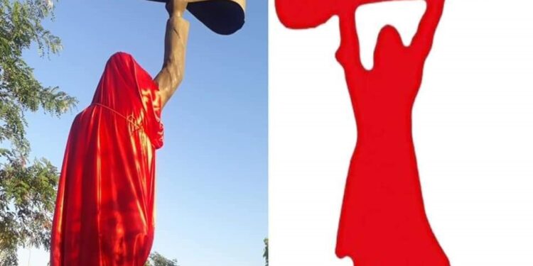 Düzgün Baba ve Hasret Gültekin Heykeli