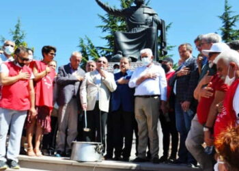Muharrem ayında 12 bin kişilik Aşure lokması