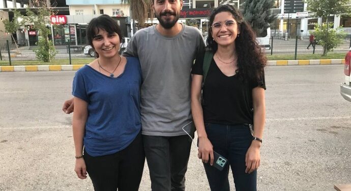 Gözaltına alınan gazeteciler serbest