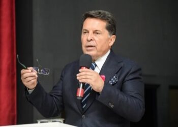 Ahmet Özer: Halk iradesi gasp ediliyor