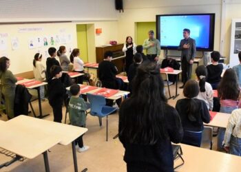 Berlin Cemevi’nde Alevilik dersi verecek öğretmenler için eğitim programı