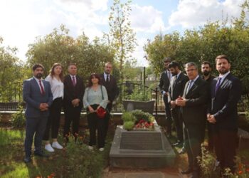 Diyarbakır Barosu yeni yönetiminden Elçi’nin mezarına ziyaret