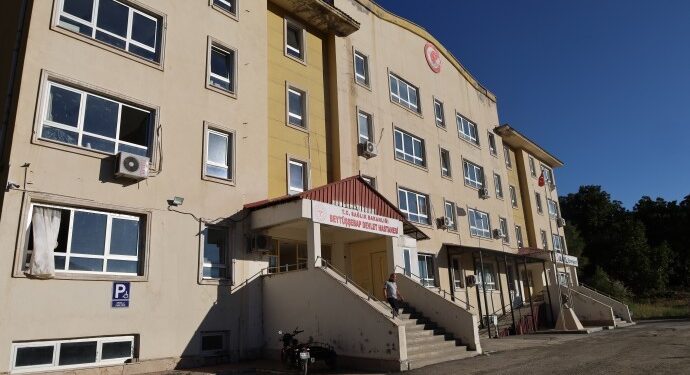 Hastane var doktor yok: Hastaların sevk çilesi sürüyor