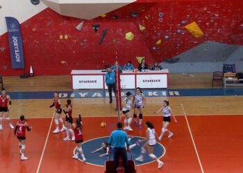 Diyarbakır’da Kadın Voleybol Takımından önemli başarı