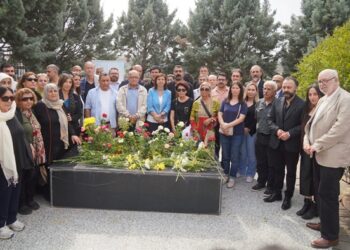 Mehmed Uzun mezarı başında anıldı
