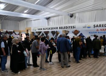 İstanbul’daki 3’üncü Van Kültür buluşmalarında final