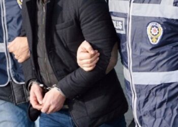 İzmir’de operasyon: Çok sayıda gözaltı var