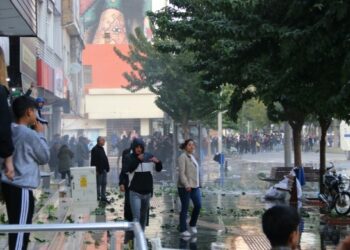 Batman’da kayyum nöbetine polis müdahalesi