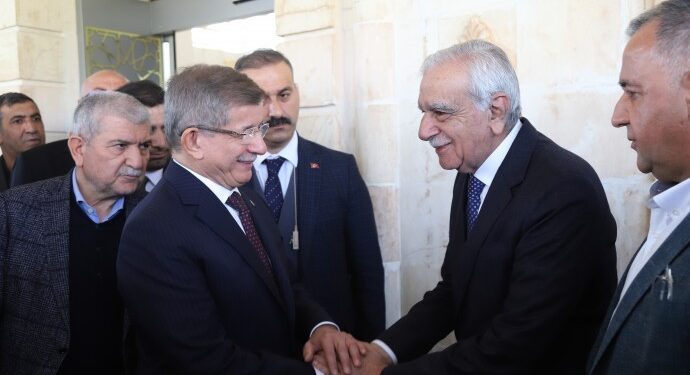 Davutoğlu Ahmet Türk görüşmesi: Diyalog köprülerini yıkmayın