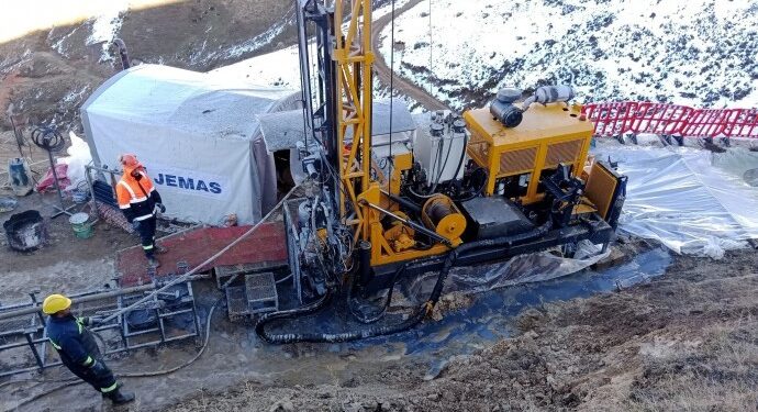 Trabzon’daki Karadere Vadisi’nde ÇED’siz maden sondajı