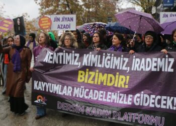 Dersim’de kadınlar kayyıma karşı yürüdü
