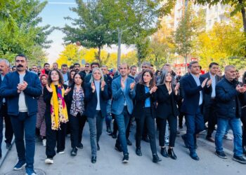 Diyarbakır Eş Başkanı Hatun: Halkın iradesine sahip çıkıyoruz