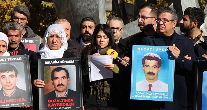 Diyarbakır’daki kayıp yakınları eyleminde Elçi ve Epözdemir için adalet istendi