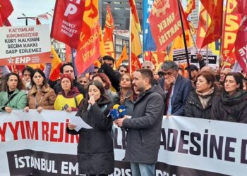 Esenyurt’ta kayyum protestosu