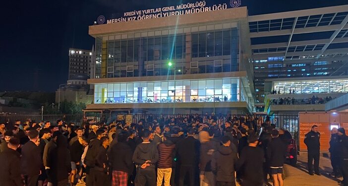 Mersin’de taciz eylemine katılan öğrencilere yurttan atılma cezası