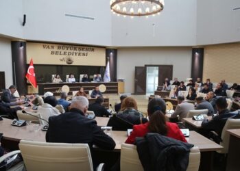 Büyükşehir Meclisinde Ahmet Kaya anması