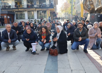 Kayyım Batman’da eşbaşkanların belediyeye girişini engelledi