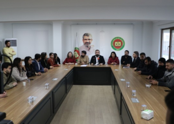 Diyarbakır’da hukukçulardan artan işkencelere tepki