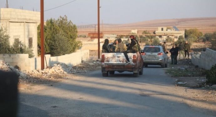 Suriye ordusu çekildi, HTŞ Hama’ya girdi