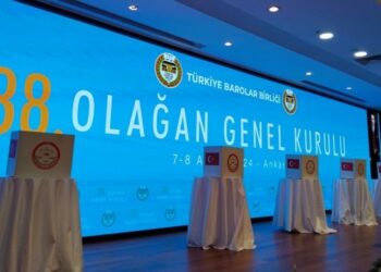 Barolar Birliği başkanını seçiyor