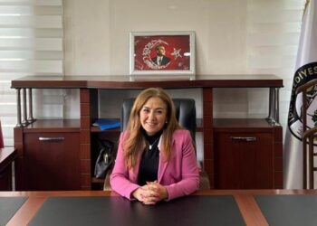 DEM Parti Belediye Eşbaşkanını ihraç etti