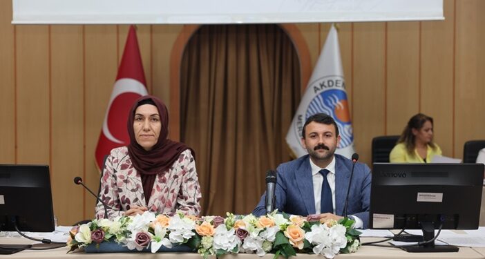 Gözaltındaki eşbaşkanlardan mesaj var