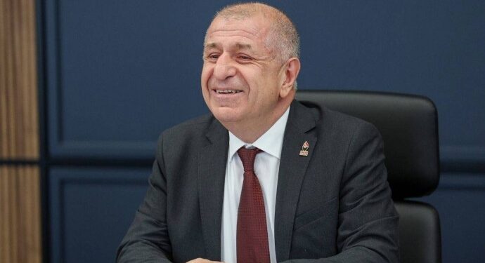 Gözaltına alınan Ümit Özdağ İstanbul’a götürüldü