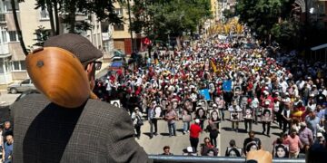 Britanya Alevi Federasyonu: 17 failin tahliyesi bir utanç belgesidir!