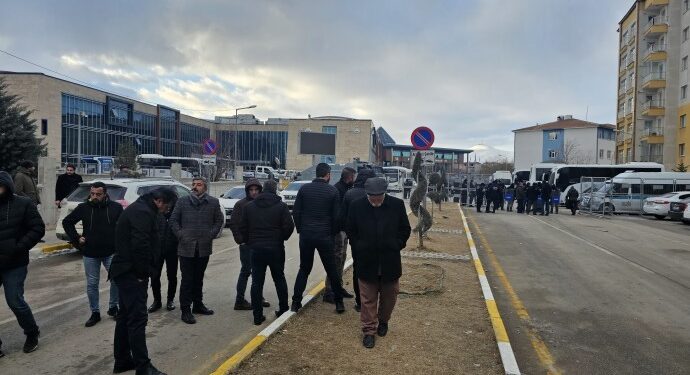 Van’a kayyım atandı