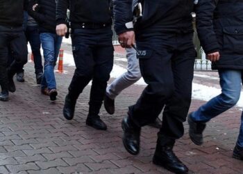 CHP’li belediyelere operasyonda 32 gözaltı