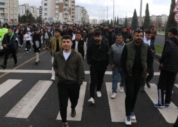 Diyarbakır Newroz alanına akın başladı 