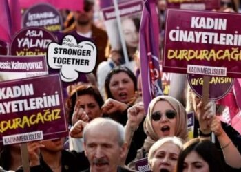 12 kadın örgütünün X hesabına erişim engeli