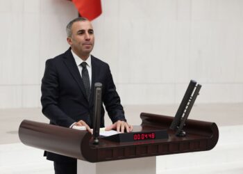 Celal Fırat: Kerbela, her çağda verilen vicdan sınavıdır