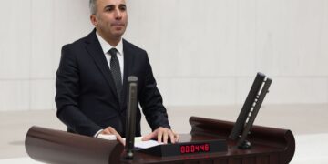 Celal Fırat: Kerbela, her çağda verilen vicdan sınavıdır