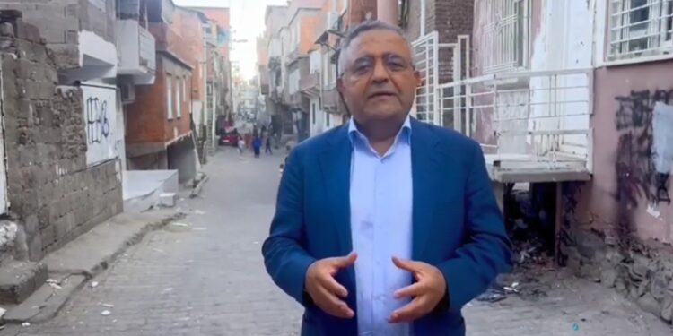 Diyarbakır’da 9 yıldır bir arpa boyu yol alınmayan kentsel dönüşüm hikayesi