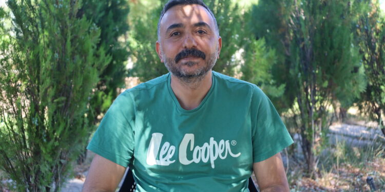 Doç. Dr. Çakmak: Alevilik tarih boyunca tanınmak yerine tanımlandı