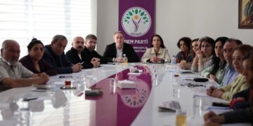 DEM Parti, bileşenler ve HDK buluşması
